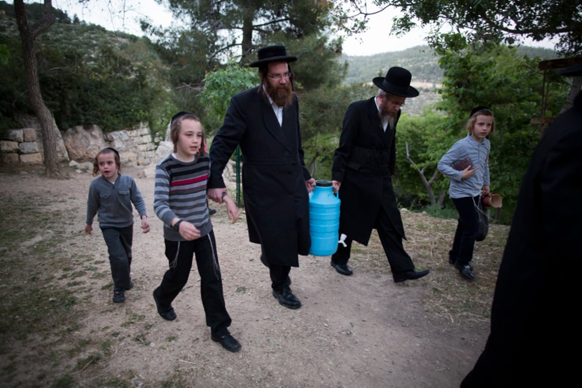 תמונות: אלו ששואבים ואלו שטובלים