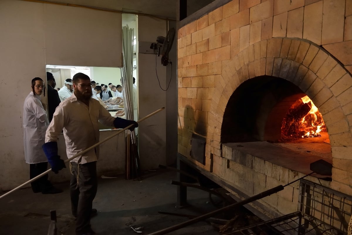 גלריה: אפיית מצות מצווה בקוזניץ