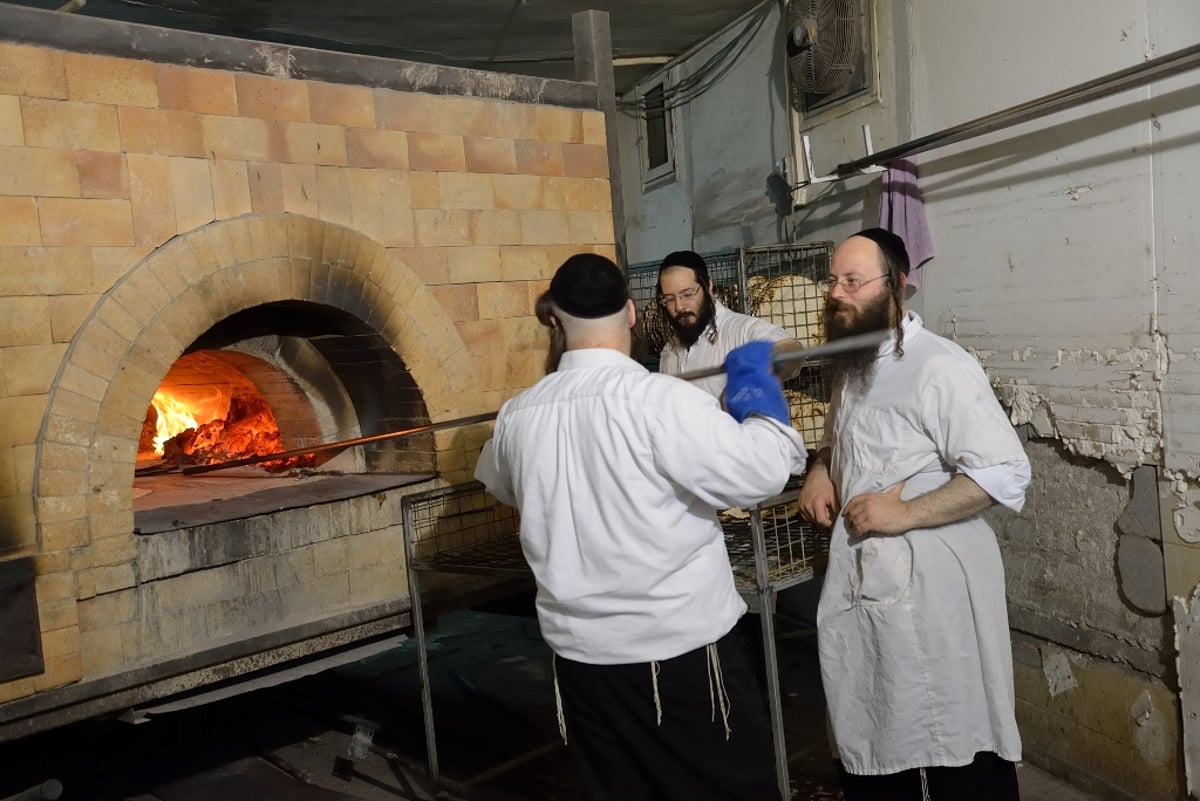 גלריה: אפיית מצות מצווה בקוזניץ