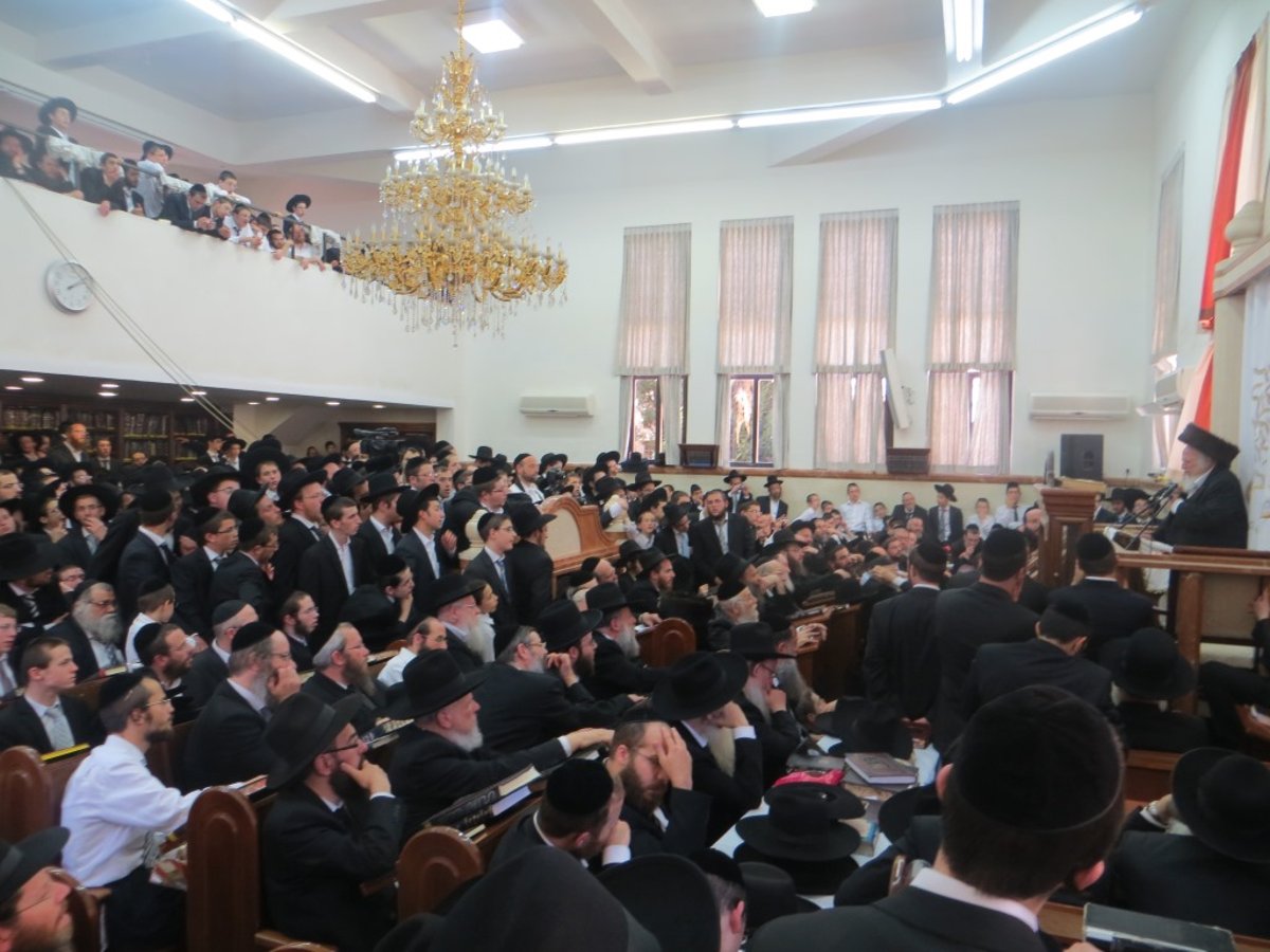 תיעוד: פסח אצל הגאון רבי שמואל אוירבך