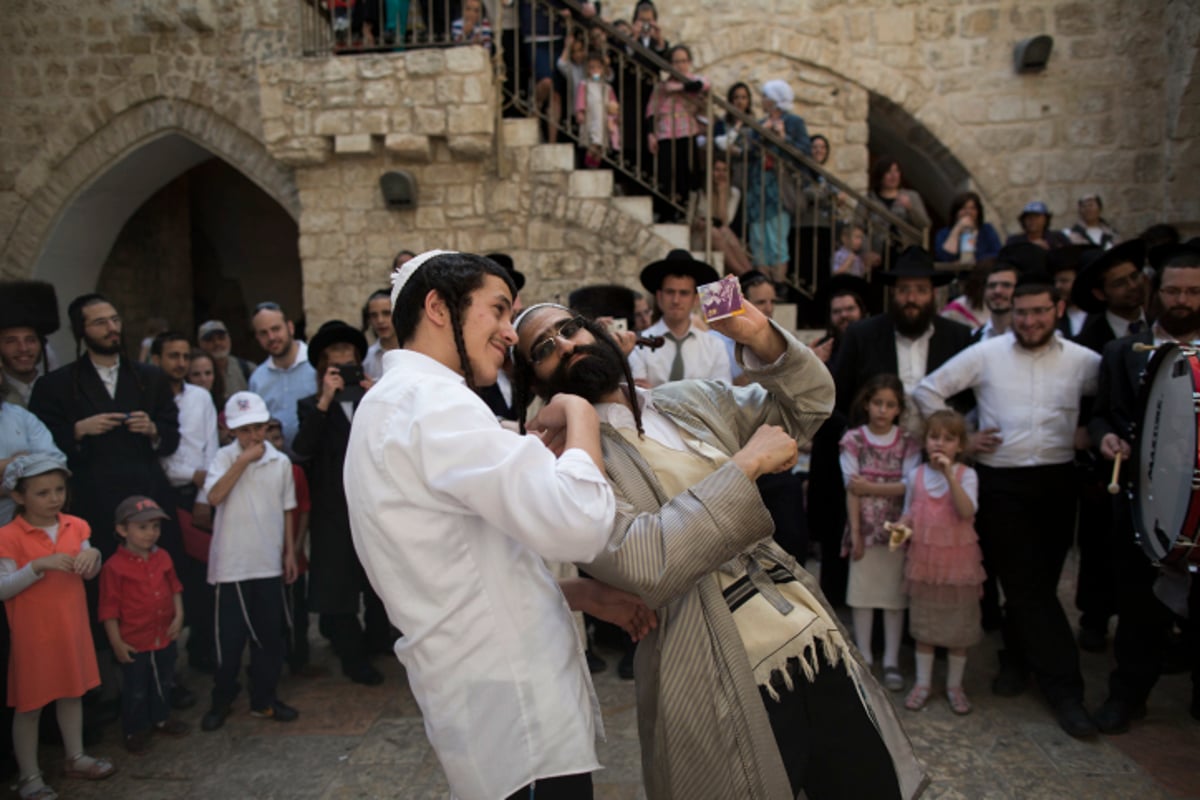 תמונות: תהלוכת הכלייזמרים בירושלים