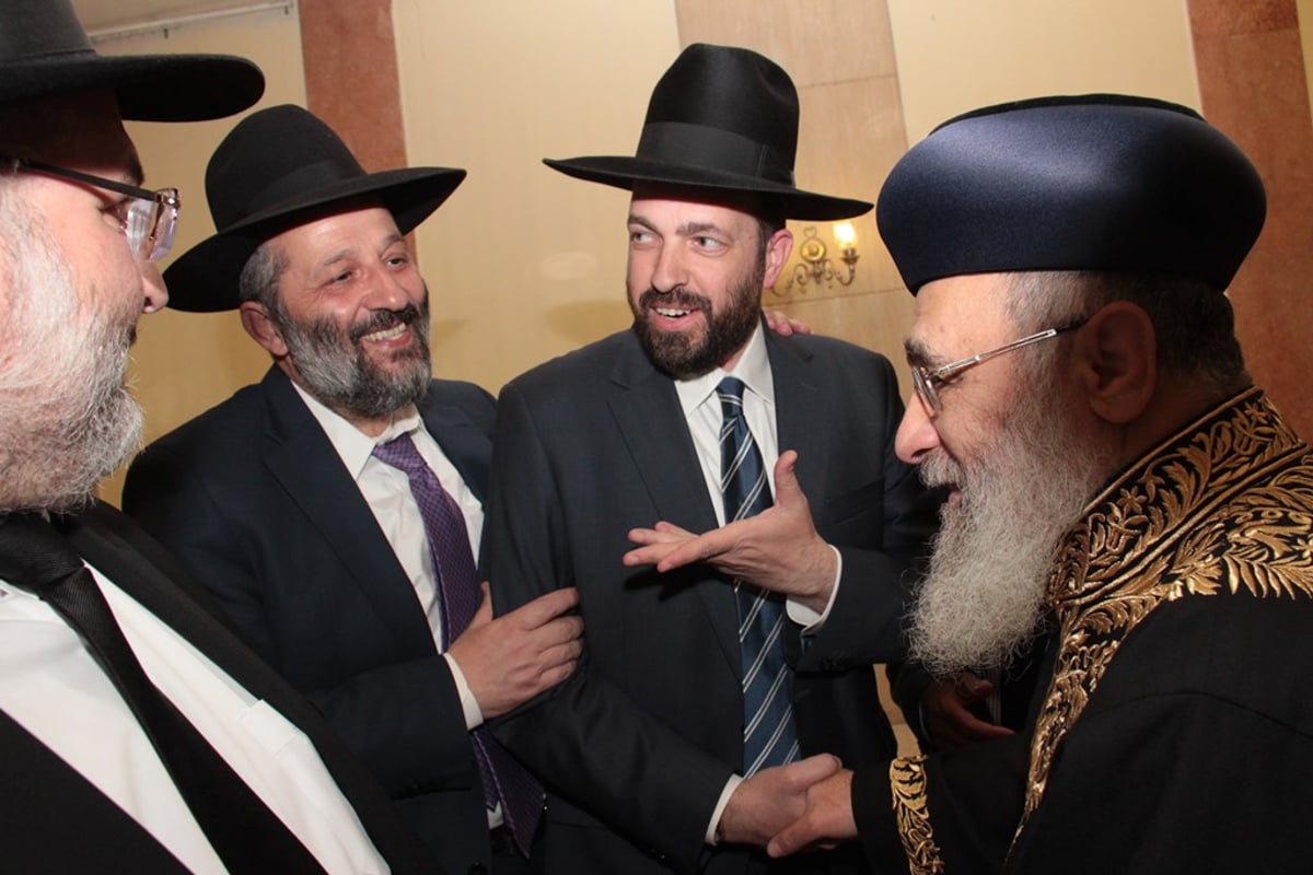 אריה דרעי חגג ברית לנכד, אלי ישי נעדר • תמונות