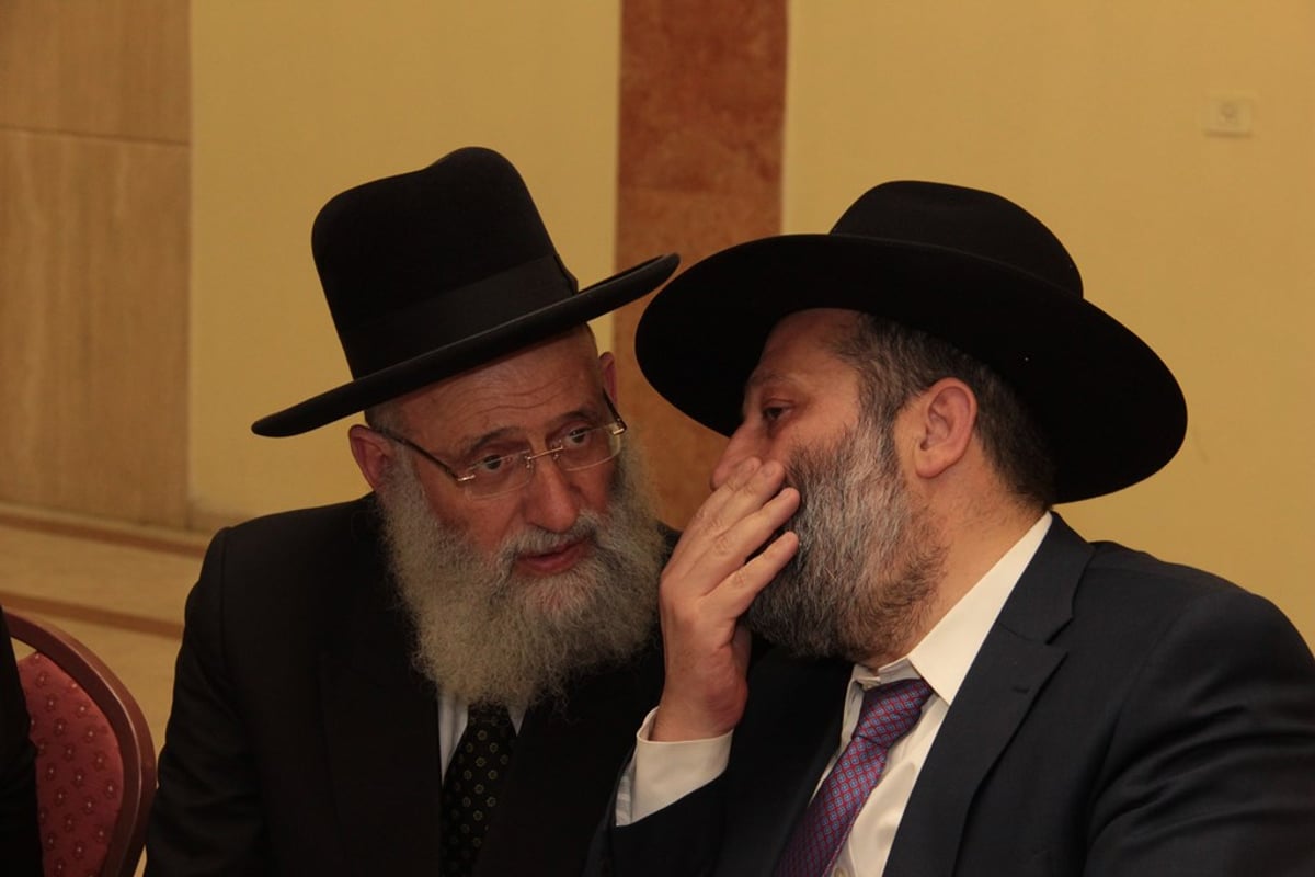 אריה דרעי חגג ברית לנכד, אלי ישי נעדר • תמונות
