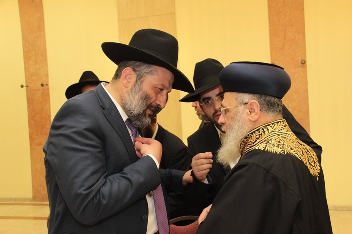 אריה דרעי חגג ברית לנכד, אלי ישי נעדר • תמונות