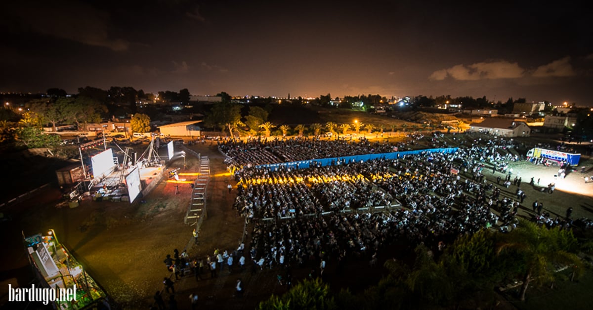 התהלוכה בכפר חב"ד