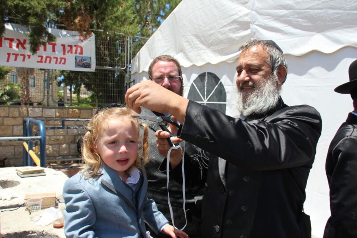 מרגש: ילדי החלאקה בציון הרשב"י במירון