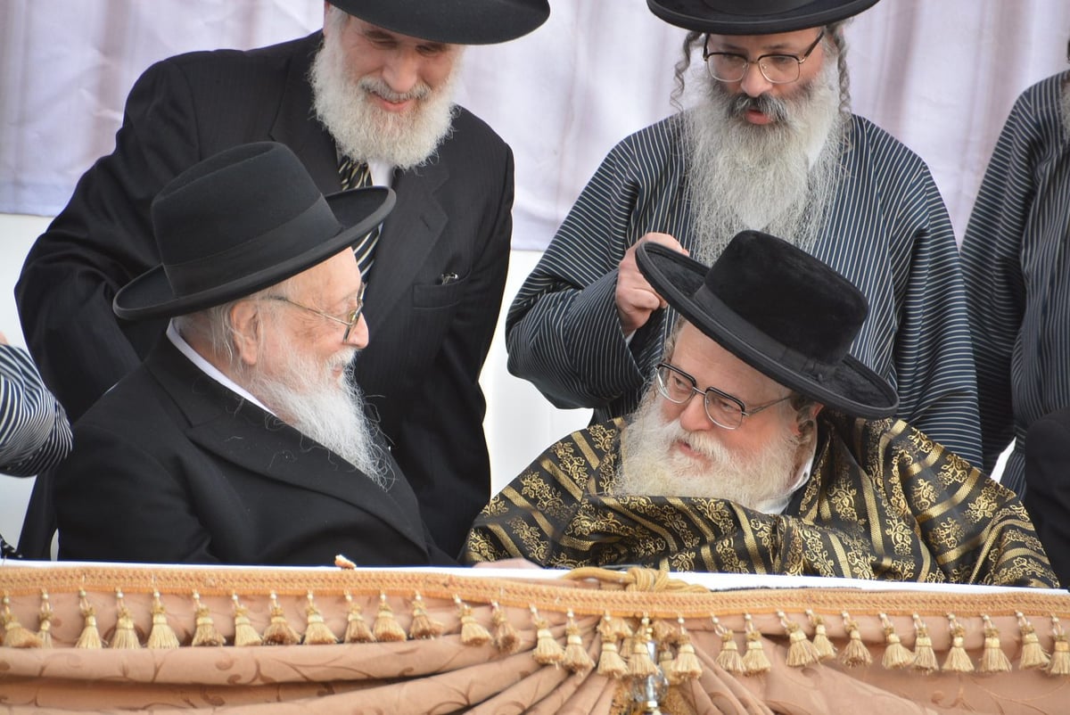 תיעוד ענק: מעמד הרחבת ביהמ"ד של תולדות אברהם יצחק