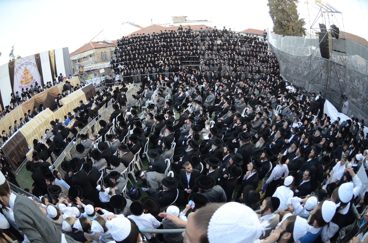 תיעוד ענק: מעמד הרחבת ביהמ"ד של תולדות אברהם יצחק