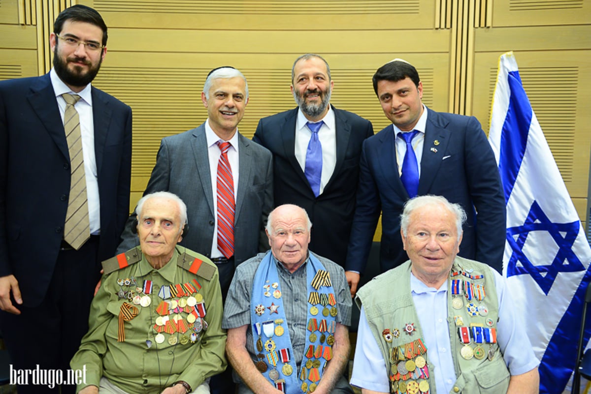 בכותל ובכנסת: טקסי יום השחרור וההצלה של יהודי אירופה • גלריה