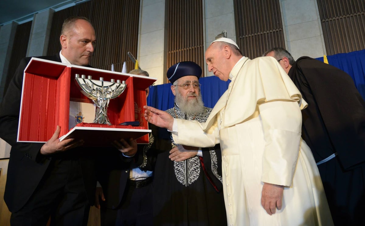 הרבנים הראשיים לאפיפיור: "רואים בך שותף לסובלנות"