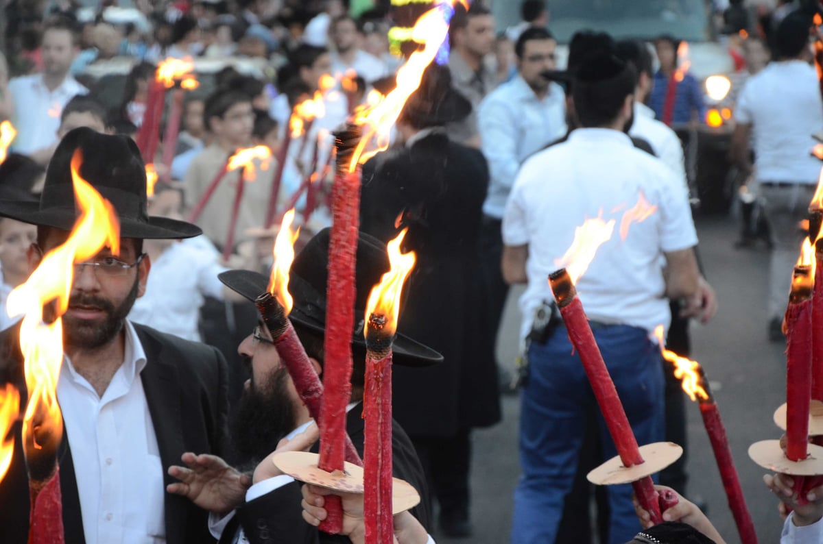 הכנסת ספר תורה לע"נ המקובל הגר"נ פרץ זצ"ל