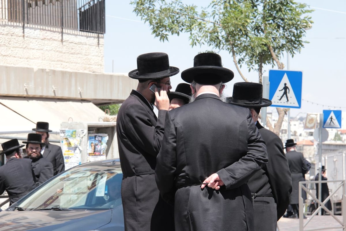 תיעוד כואב: קהל רב בהלווית הרב יוסף וינד ז"ל