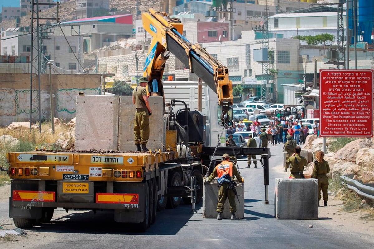 צה"ל כיתר בתים בחברון: "שני פעילי חמאס נעצרו"