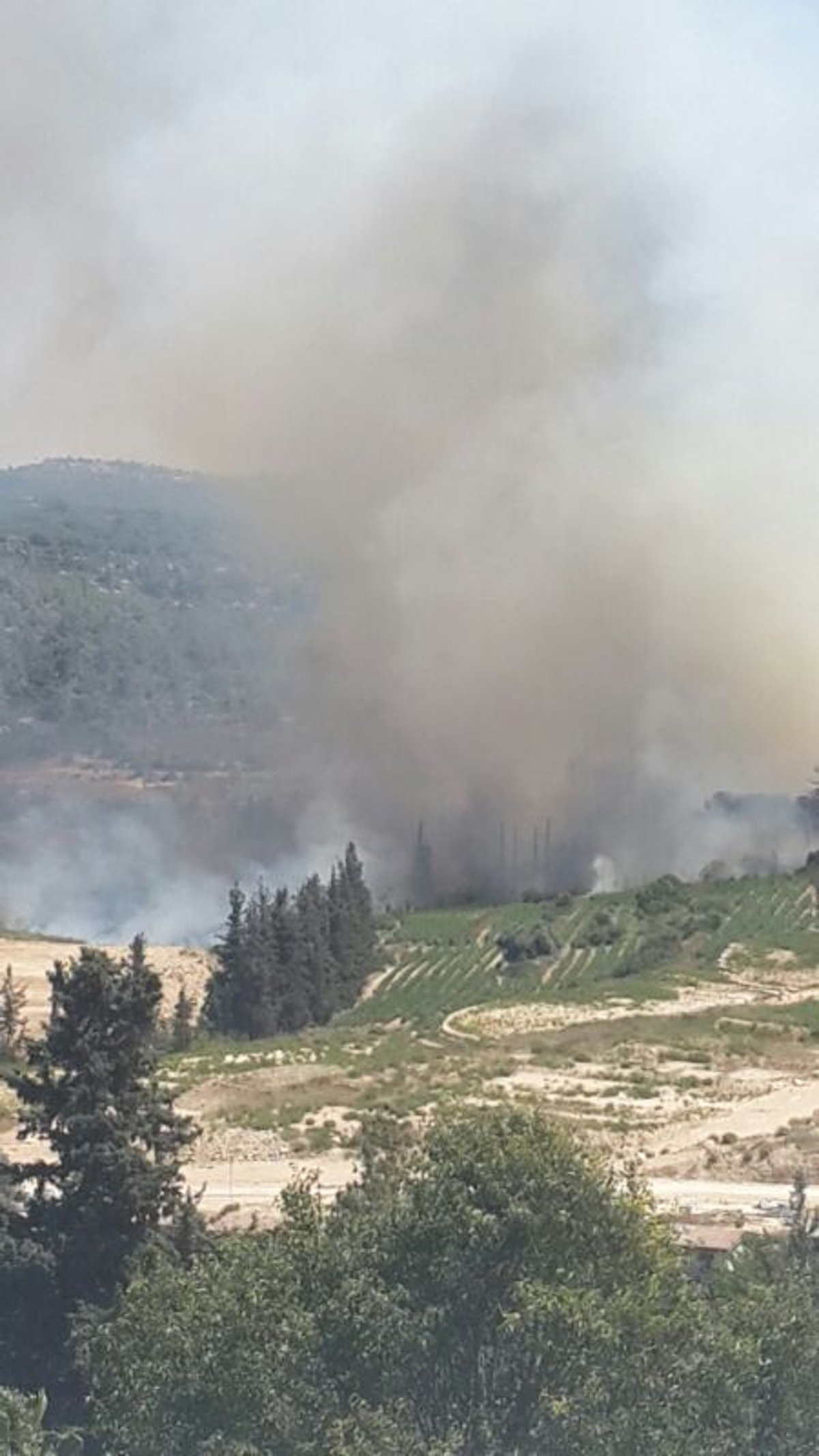 הושגה שליטה על השריפה ליד אבו גוש