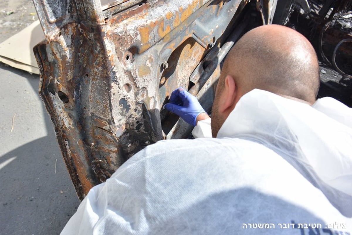 תיעוד מיוחד: עבודת המז"פ על הרכב השרוף מהחטיפה