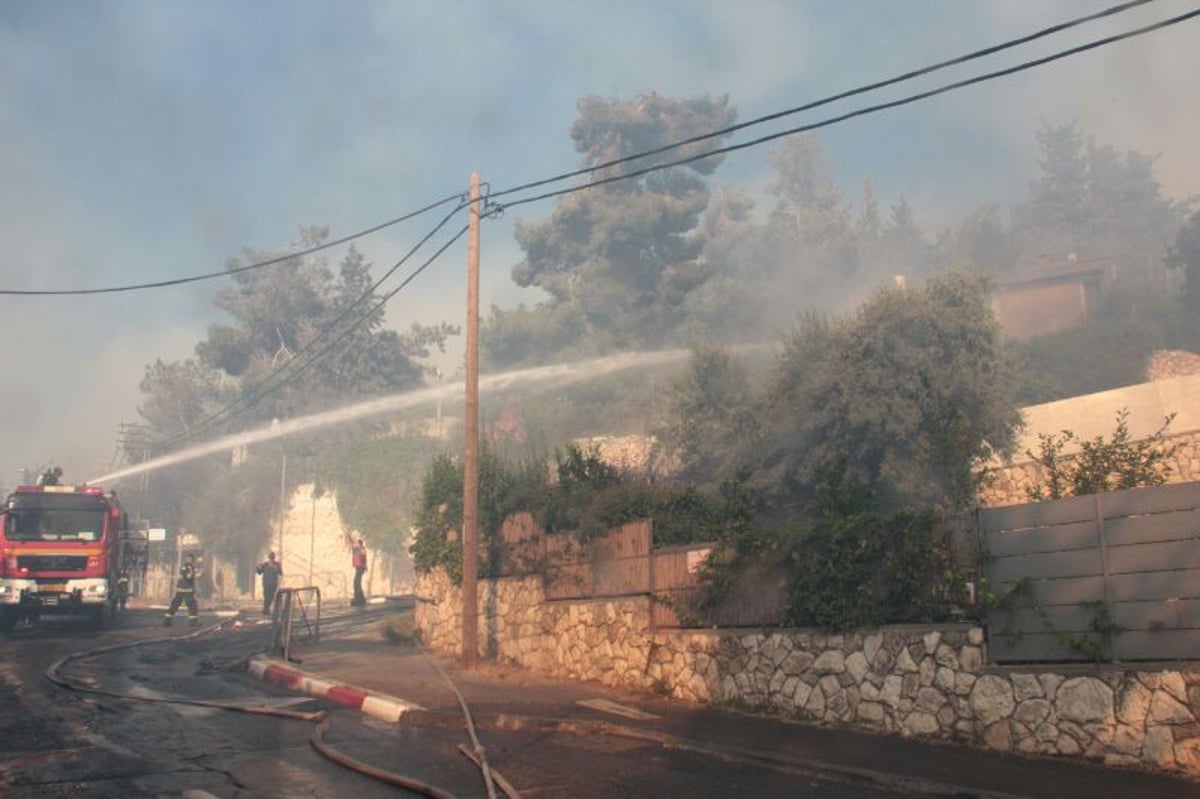 השריפה בירושלים: וידאו ותמונות