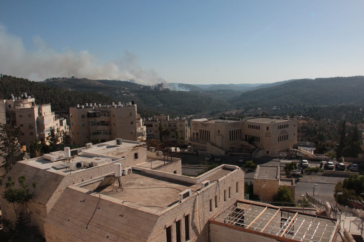 3 שריפות ליד ירושלים: תושבים פונו