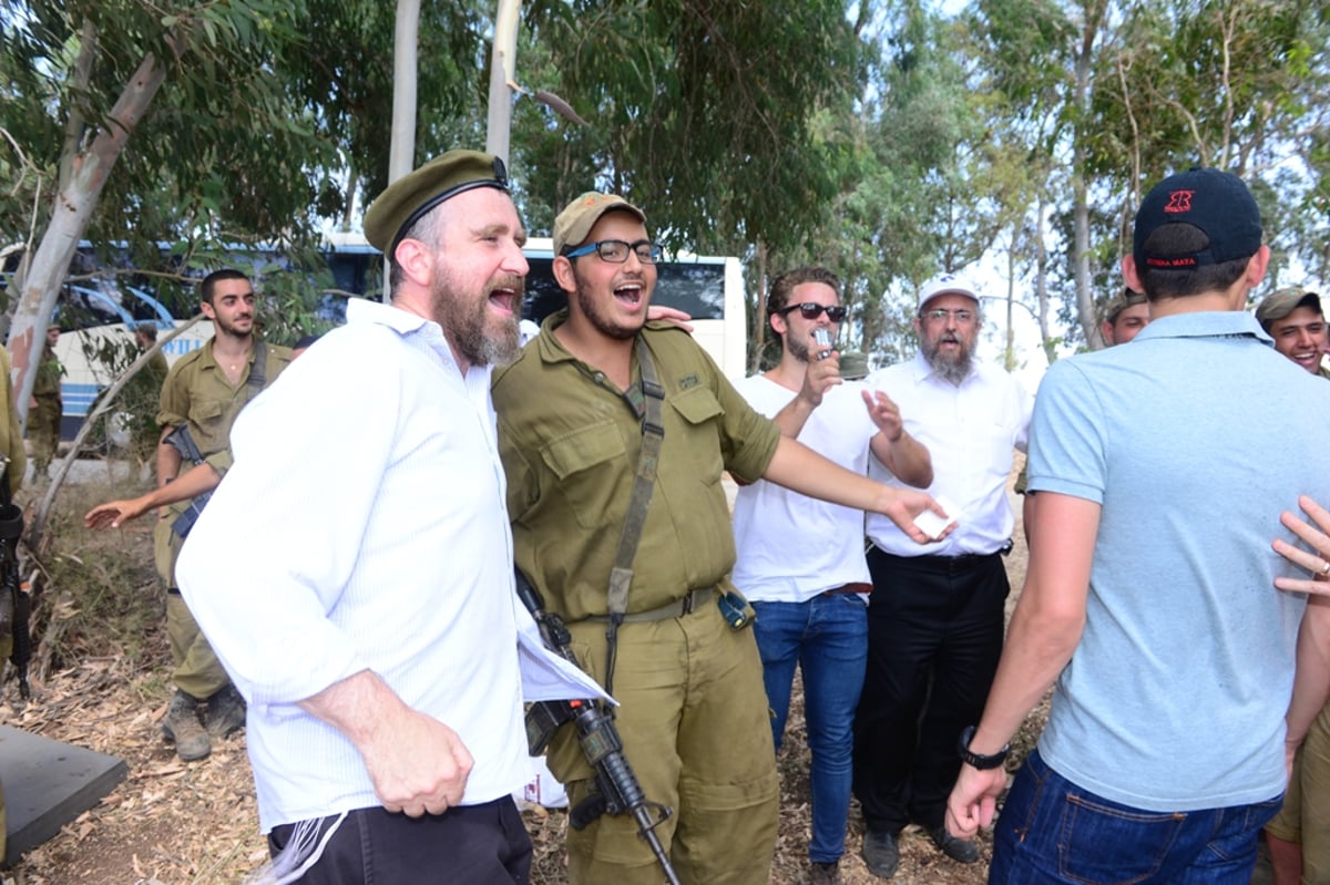 לא מפחדים: 'צו גיוס' לכלל חסידי חב"ד לסייע לשליחים בדרום