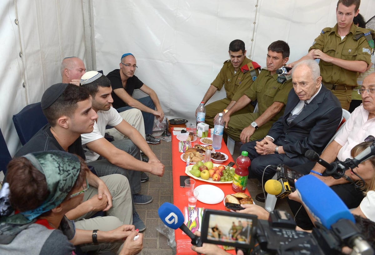 הנשיא שמעון פרס בניחום אבלים: "אין לי ספק שישראל תצא מנצחת"