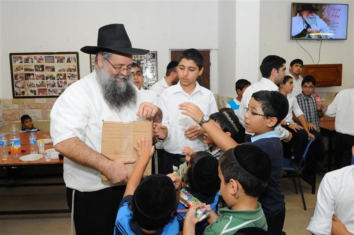 צפו: עמי מימון וחיים ישראל עושים שמח בשדרות