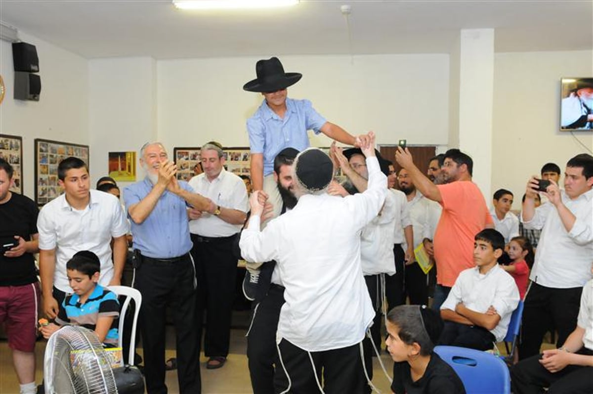 צפו: עמי מימון וחיים ישראל עושים שמח בשדרות