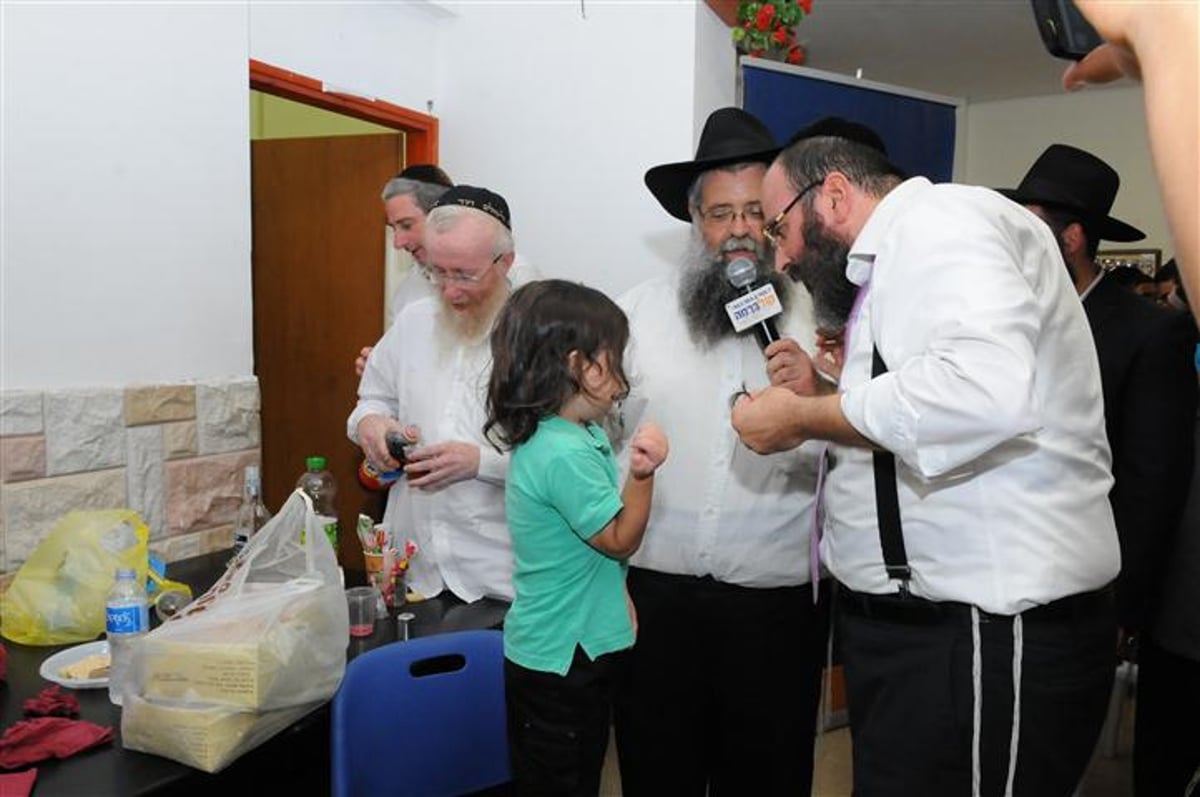 צפו: עמי מימון וחיים ישראל עושים שמח בשדרות