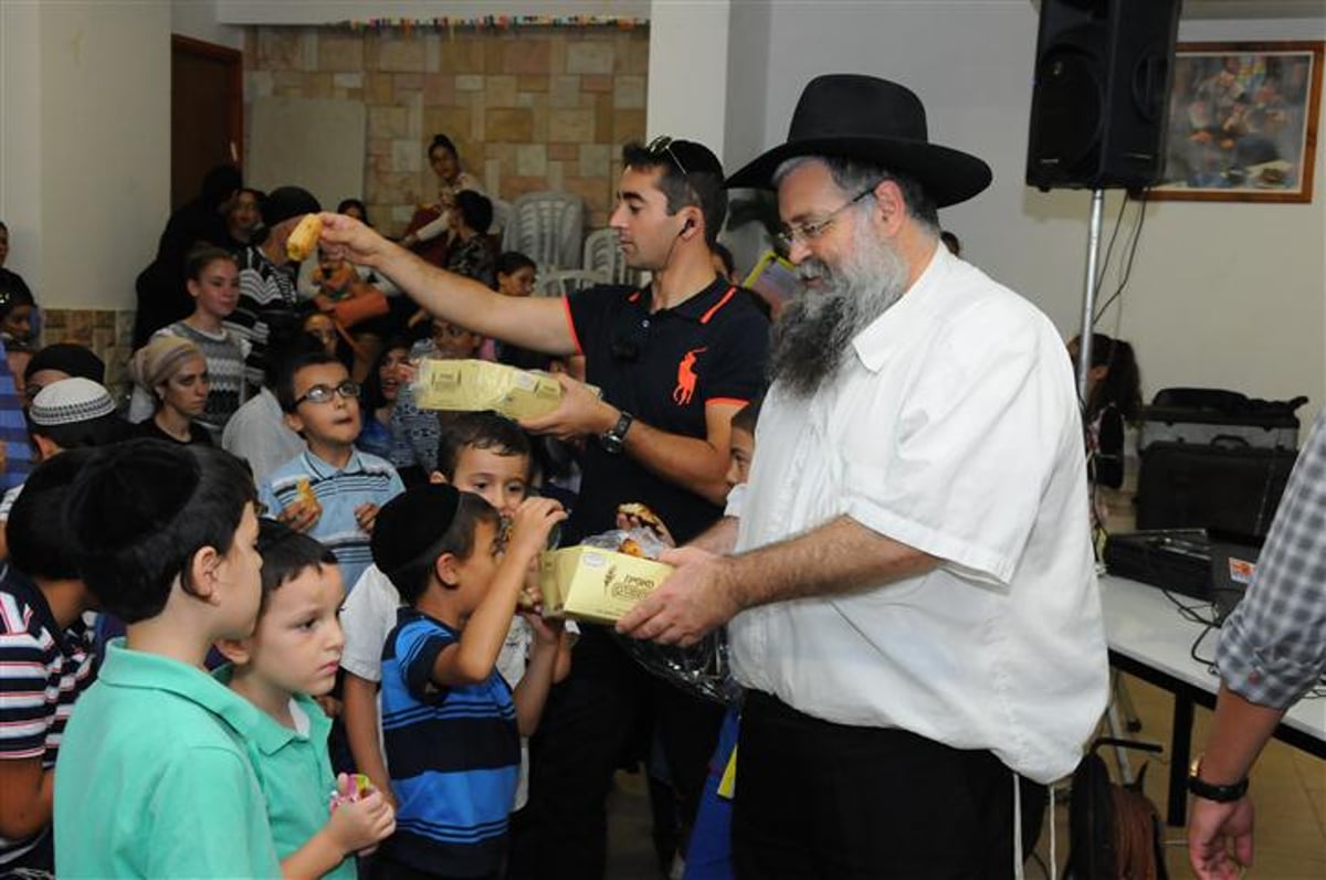 צפו: עמי מימון וחיים ישראל עושים שמח בשדרות