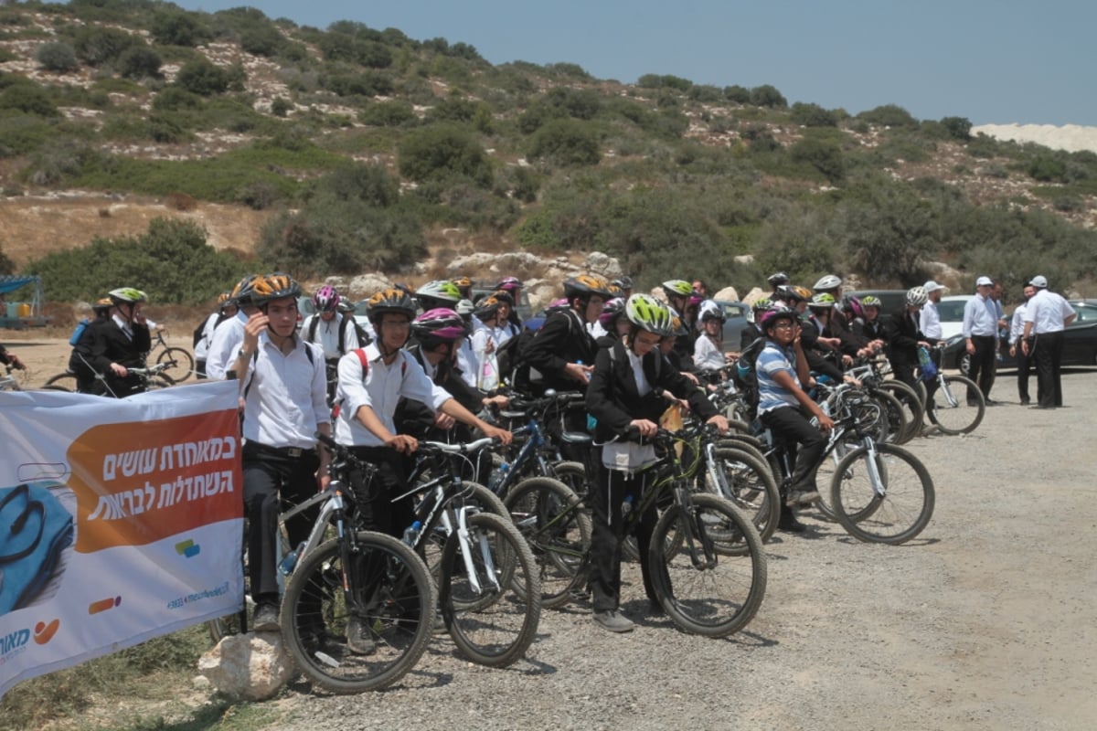 הטרנד בישיבות בית הזמנים: אופניים