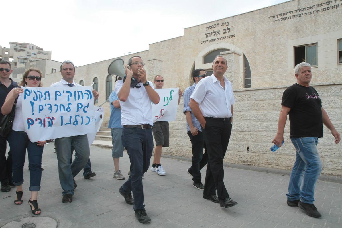 תיעוד: העימות סביב בית הספר בבית שמש