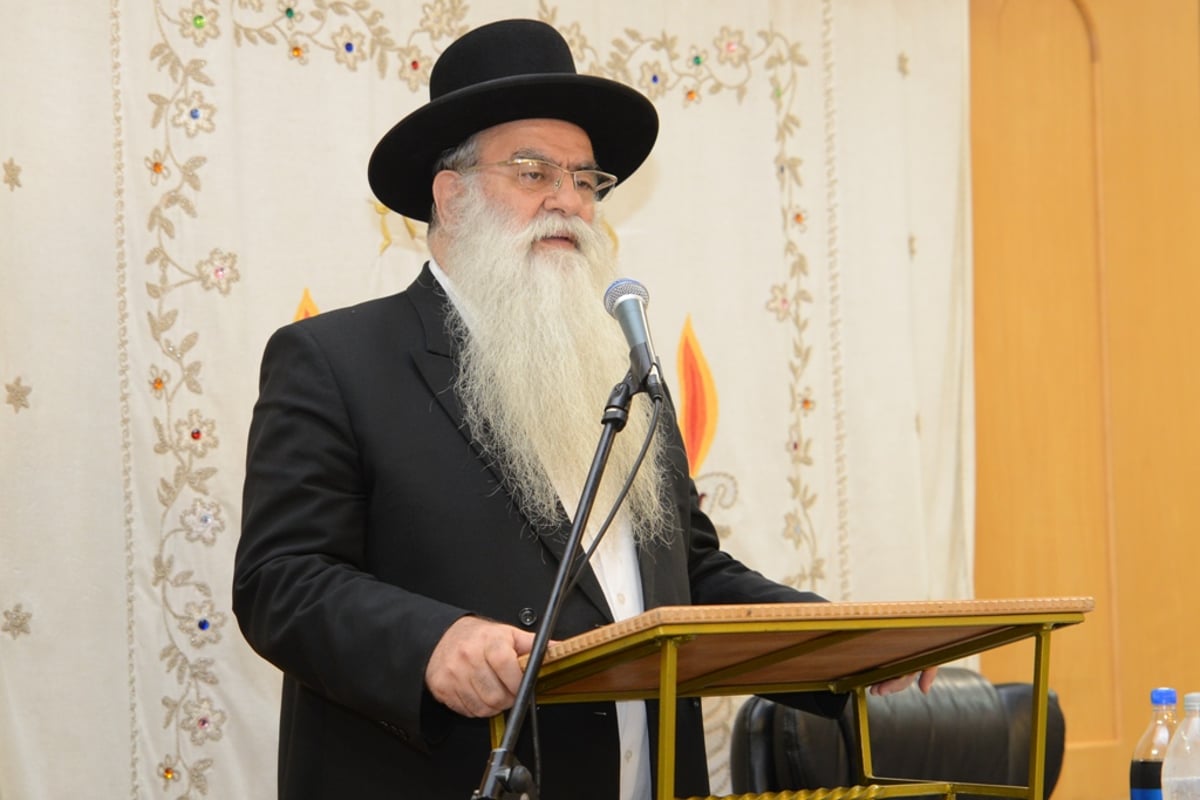 בניגוד לבנייני האומה: מאות בעצרות "אל המעיין" ברחבי הארץ