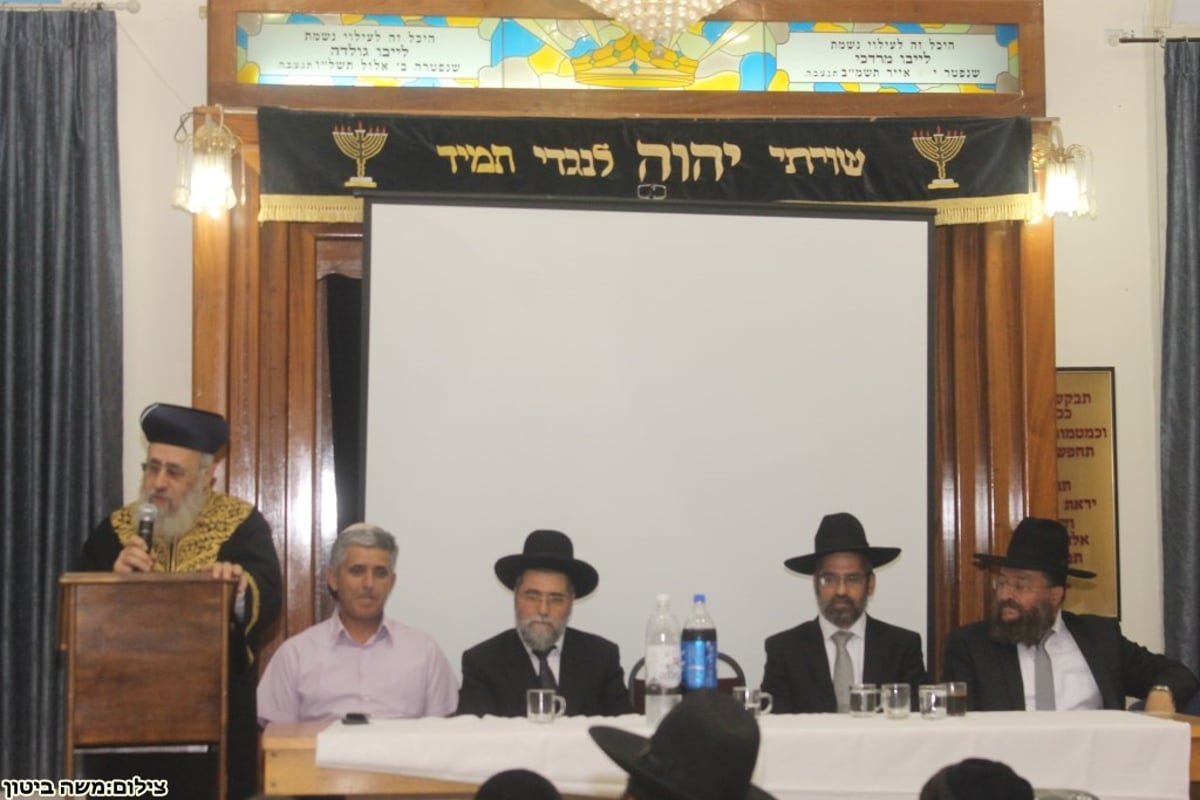 בניגוד לבנייני האומה: מאות בעצרות "אל המעיין" ברחבי הארץ