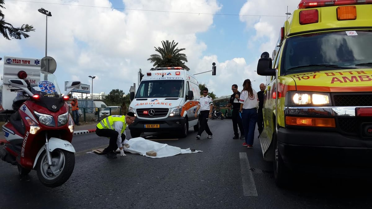 רכב על קורקינט חשמלי ונהרג בתאונה • תמונות