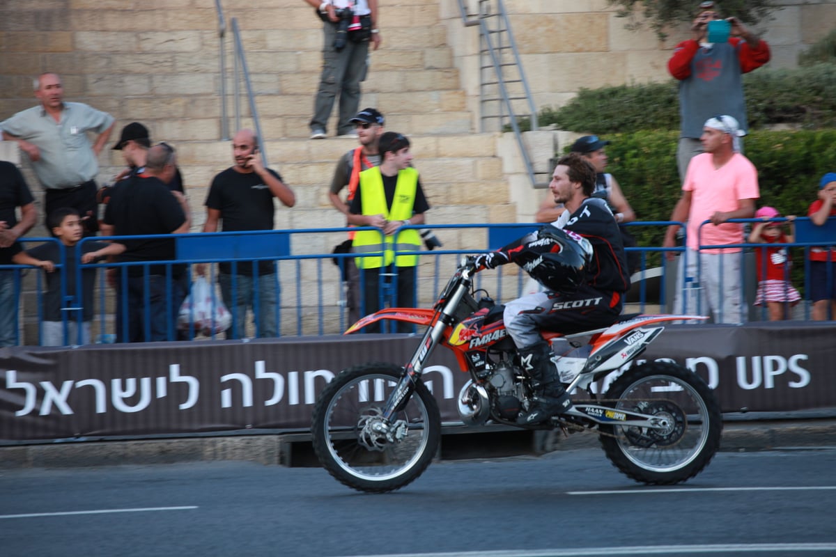 מכוניות פורמולה 1 בירושלים - וידאו ותמונות מהאירוע הספורטיבי