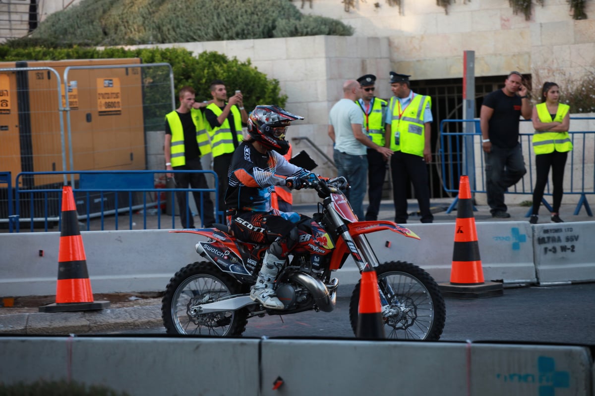 מכוניות פורמולה 1 בירושלים - וידאו ותמונות מהאירוע הספורטיבי