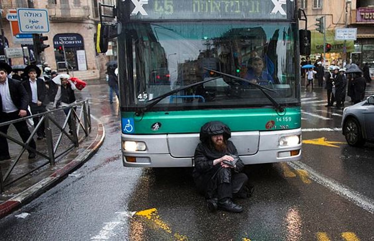הפגנה בכיכר השבת