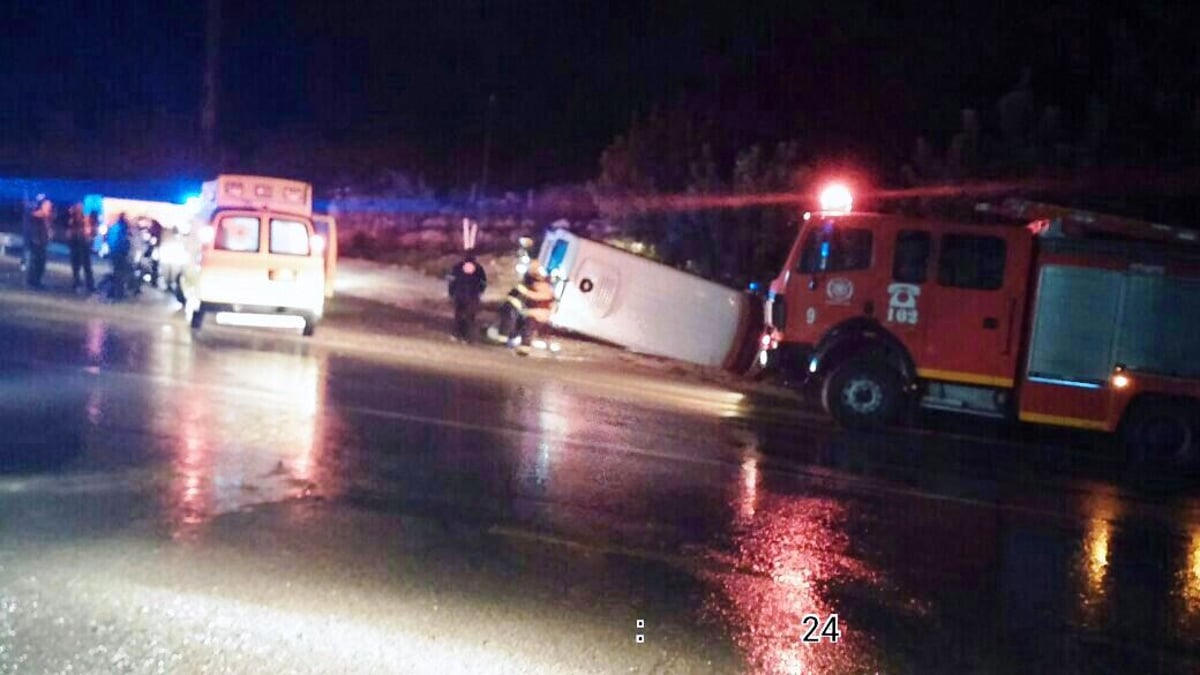 בית שמש: חזרו מחתונה ונפצעו קל בתאונה