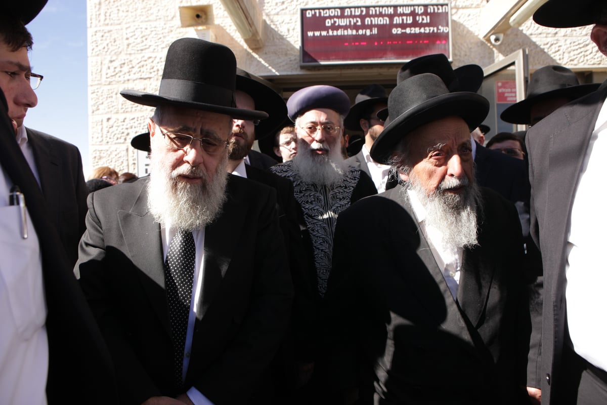 גלריה: הלוויית הקדוש שלום אהרון בעדני הי"ד