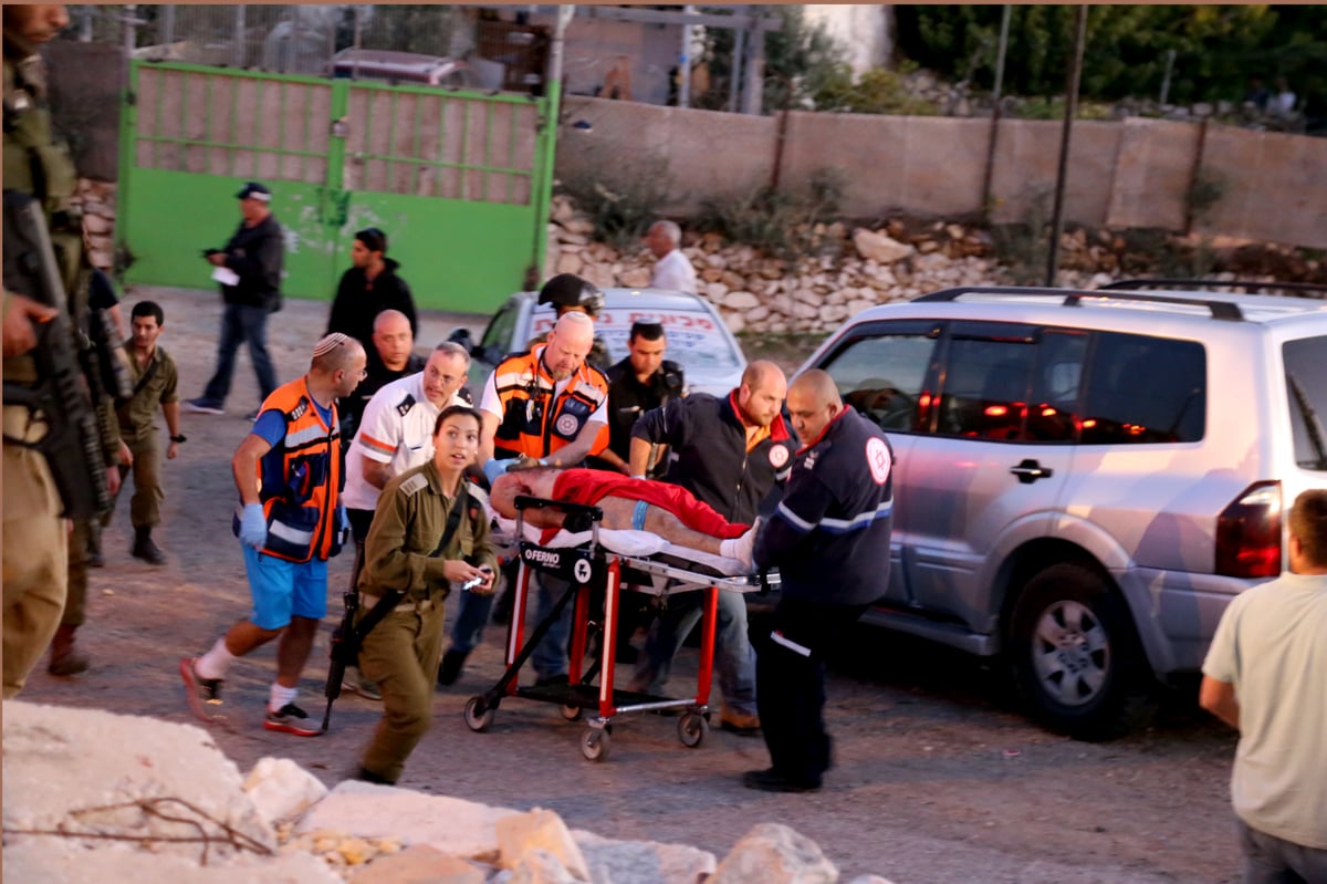 צפו: זירת פיגוע הדקירה בגוש עציון