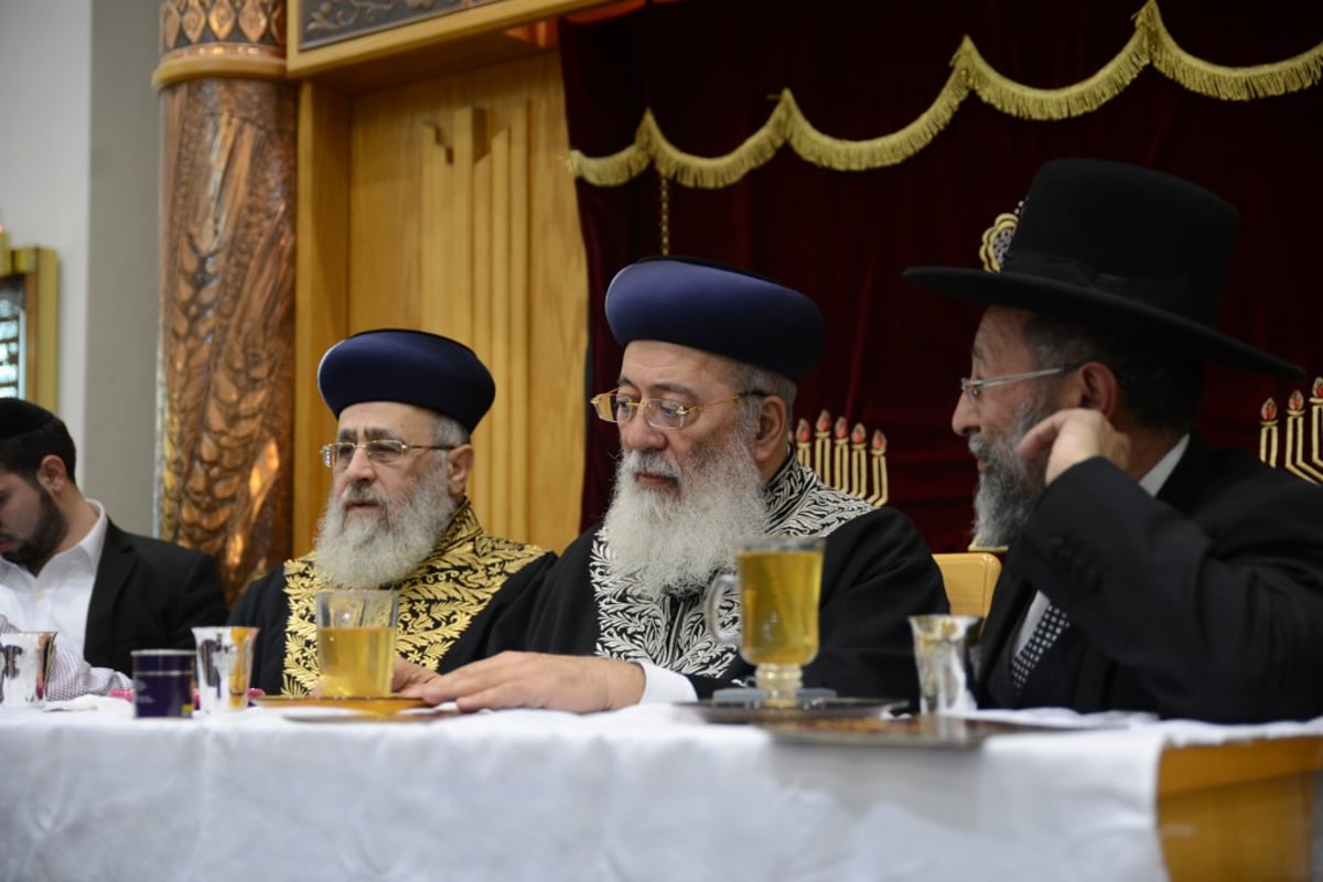 תיעוד ענק: הראשונים לציון הגר"י יוסף והגר"ש עמאר בשיעור משותף