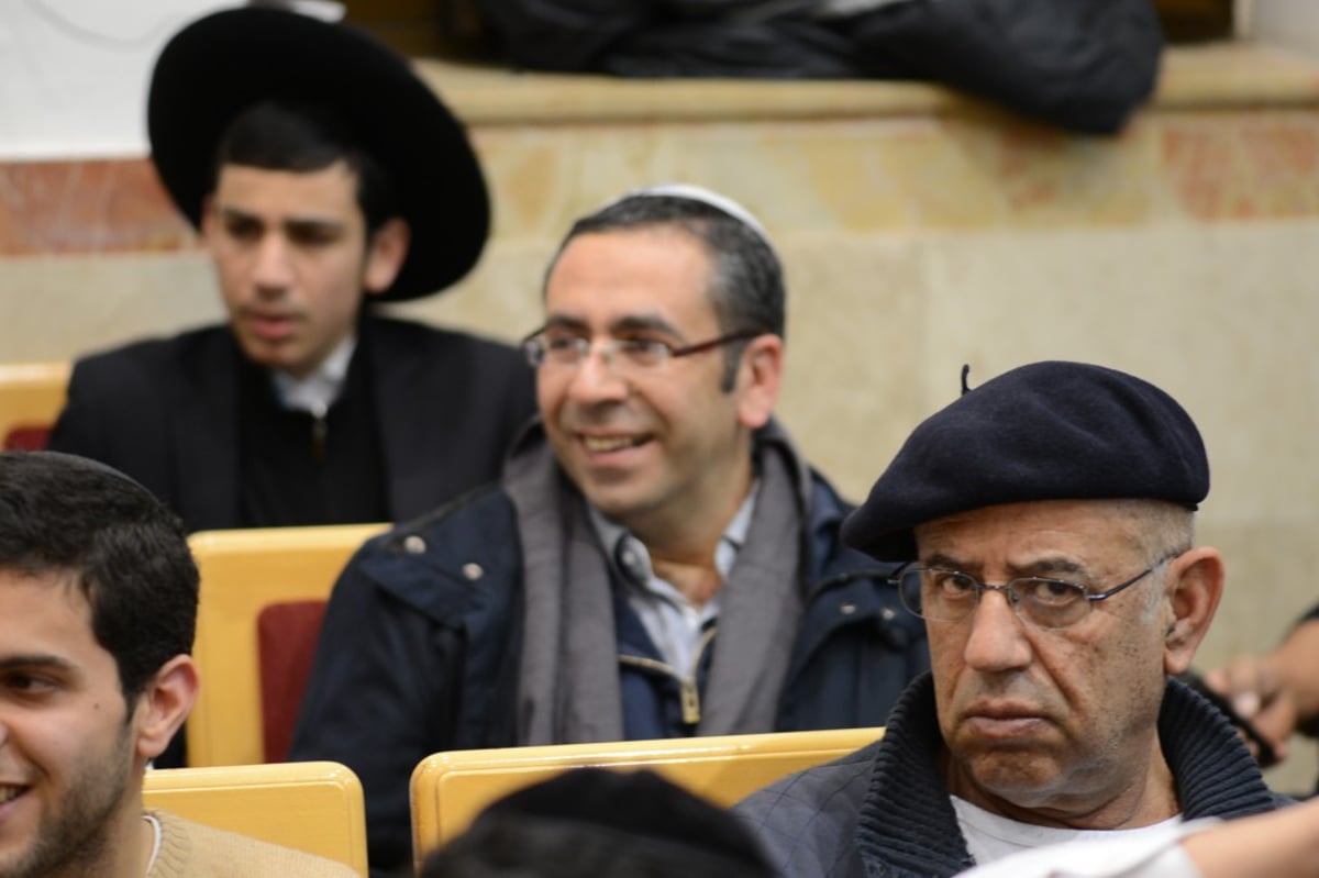 תיעוד ענק: הראשונים לציון הגר"י יוסף והגר"ש עמאר בשיעור משותף
