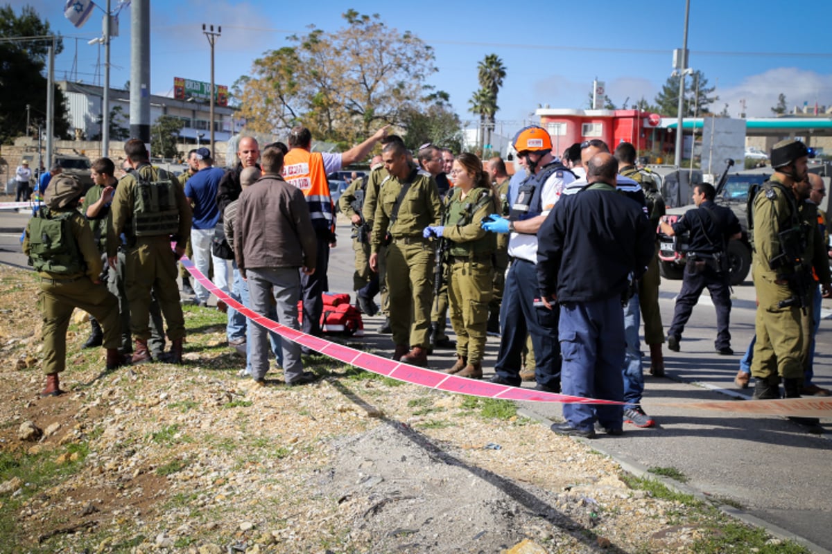 צומת גוש עציון: מחבלת ניסתה לדקור יהודי ונורתה