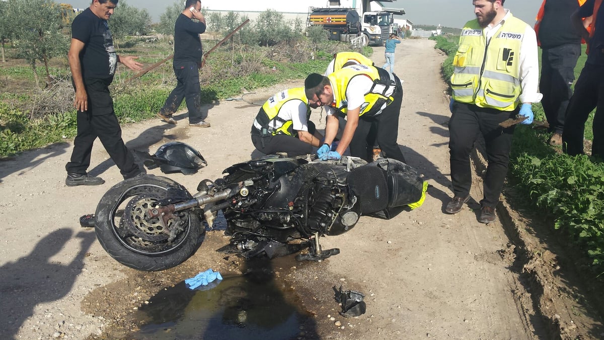 רוכב אופנוע חרדי נמחץ למוות בתאונה עם טרקטור