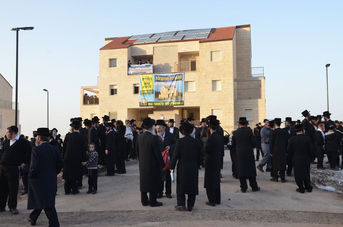 היסטוריה: בצאנז חנכו קריה בטבריה