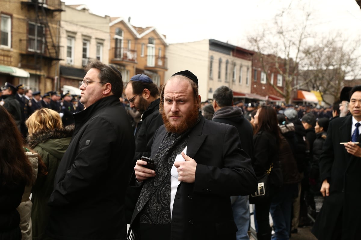 ברוקלין: חרדים הנציחו את השוטרים שנהרגו