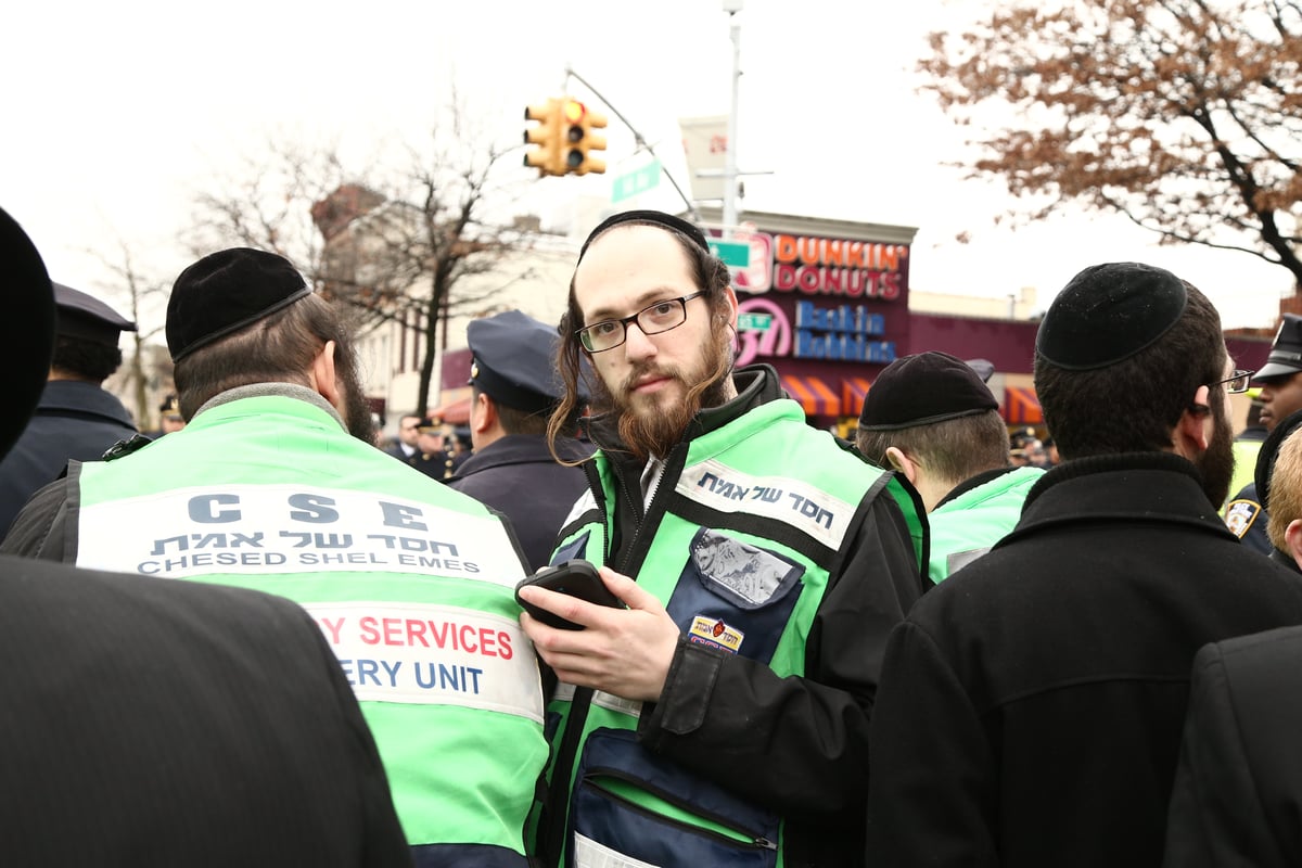 ברוקלין: חרדים הנציחו את השוטרים שנהרגו