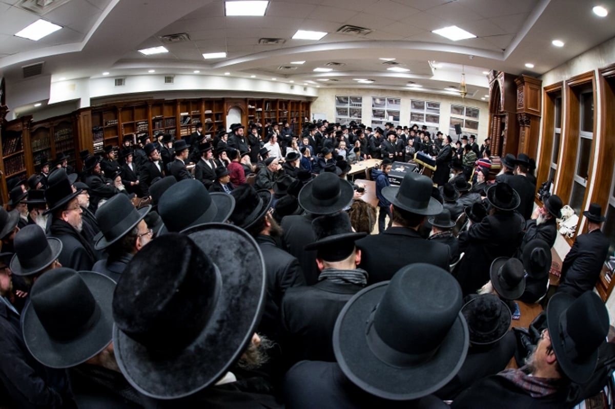 בורו פארק: הרבנית מרודניק הובאה למנוחות