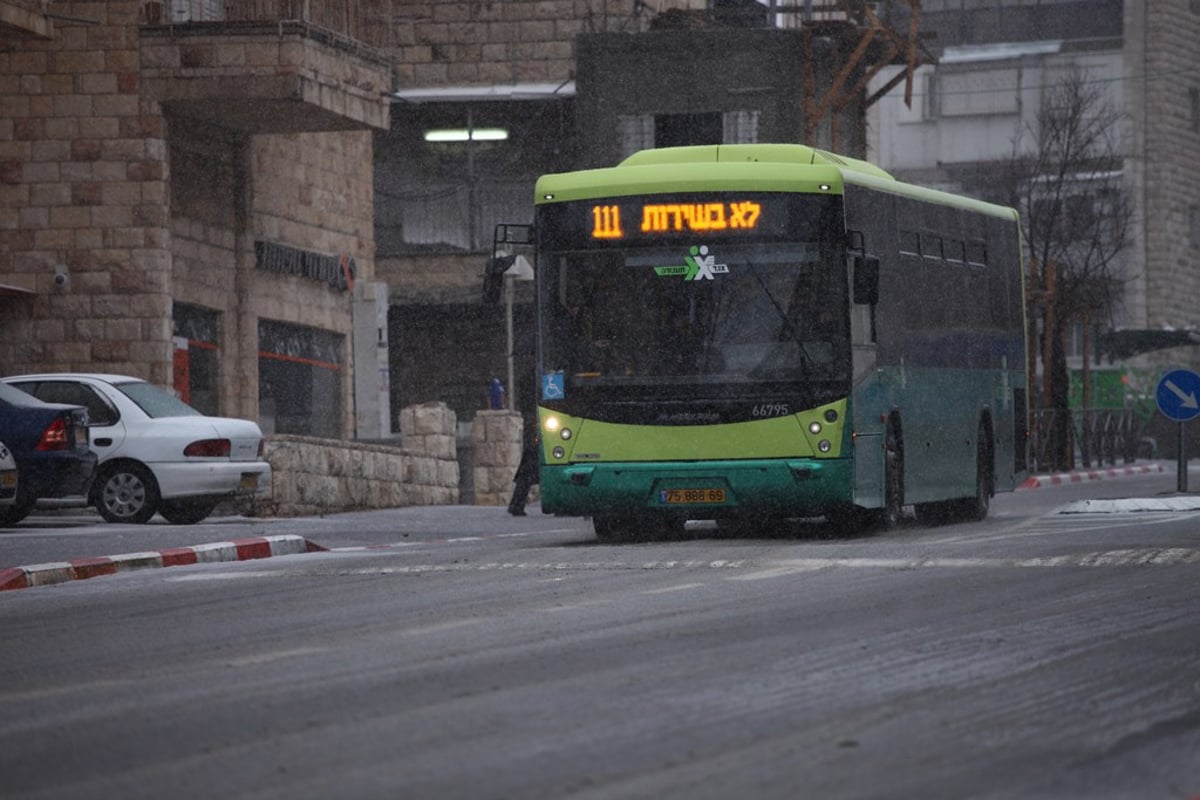 תמונות: הירושלמים מחכים לשלג