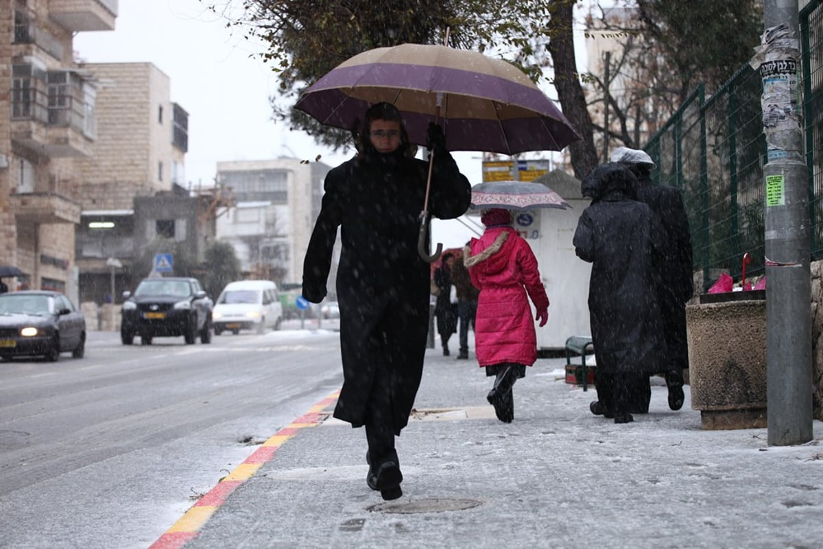 תמונות: הירושלמים מחכים לשלג