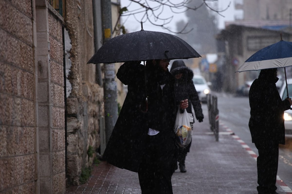 תמונות: הירושלמים מחכים לשלג