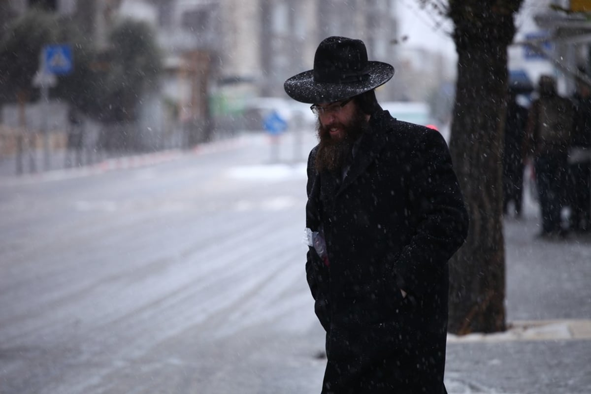 תמונות: הירושלמים מחכים לשלג